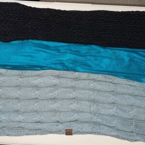 CC Knit Pashmina Echo Women's Winter Scarf Set of 3 EUC